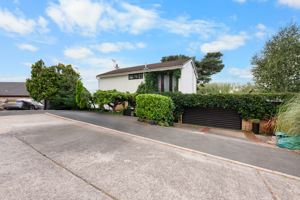 Photo 32- click for photo gallery